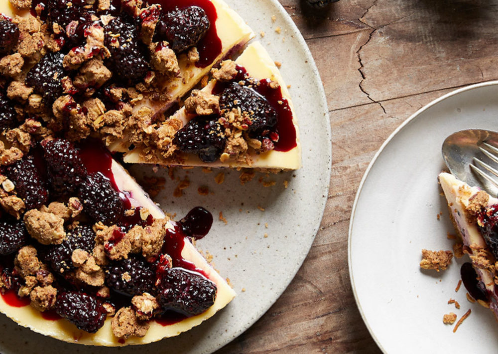 Fresh Berries Driscoll’s® Blackberry crumble cheesecake